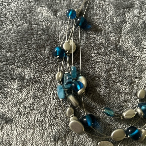 Lia Sophia Blue and silver necklace. - Picture 2 of 3